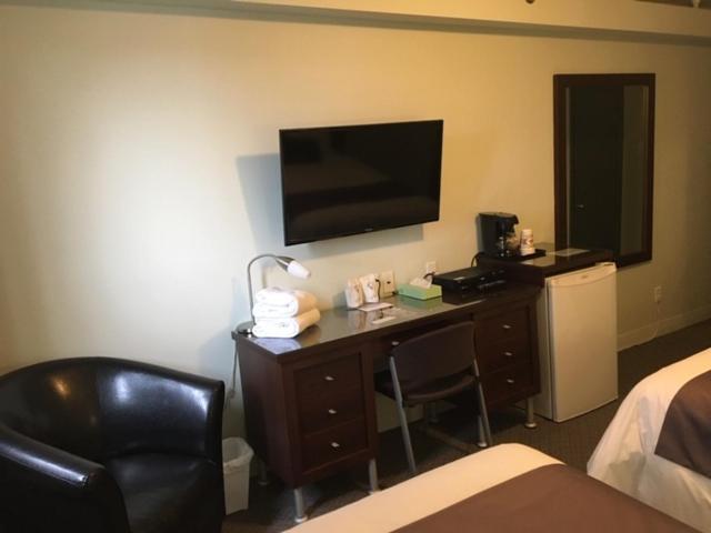 Auberge Centre Ville Chicoutimi Eksteriør bilde