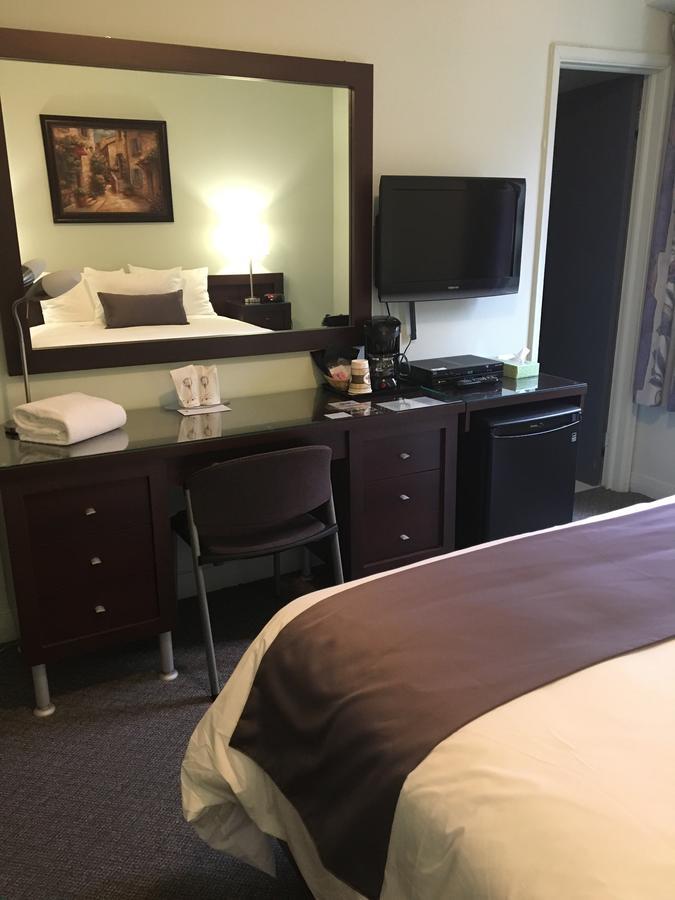 Auberge Centre Ville Chicoutimi Eksteriør bilde