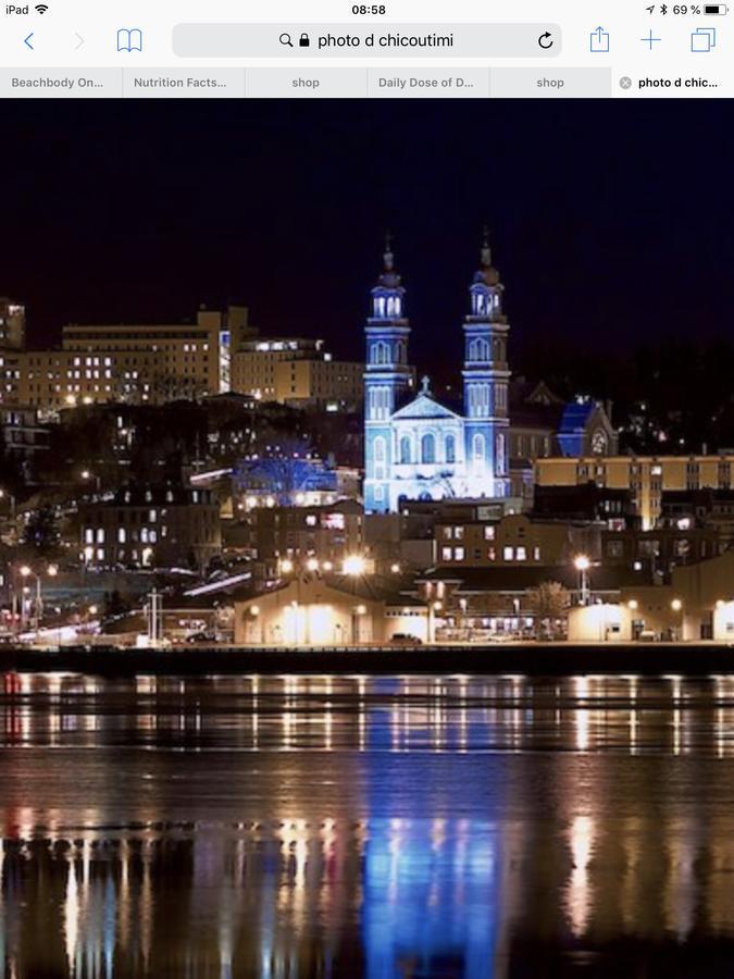 Auberge Centre Ville Chicoutimi Eksteriør bilde